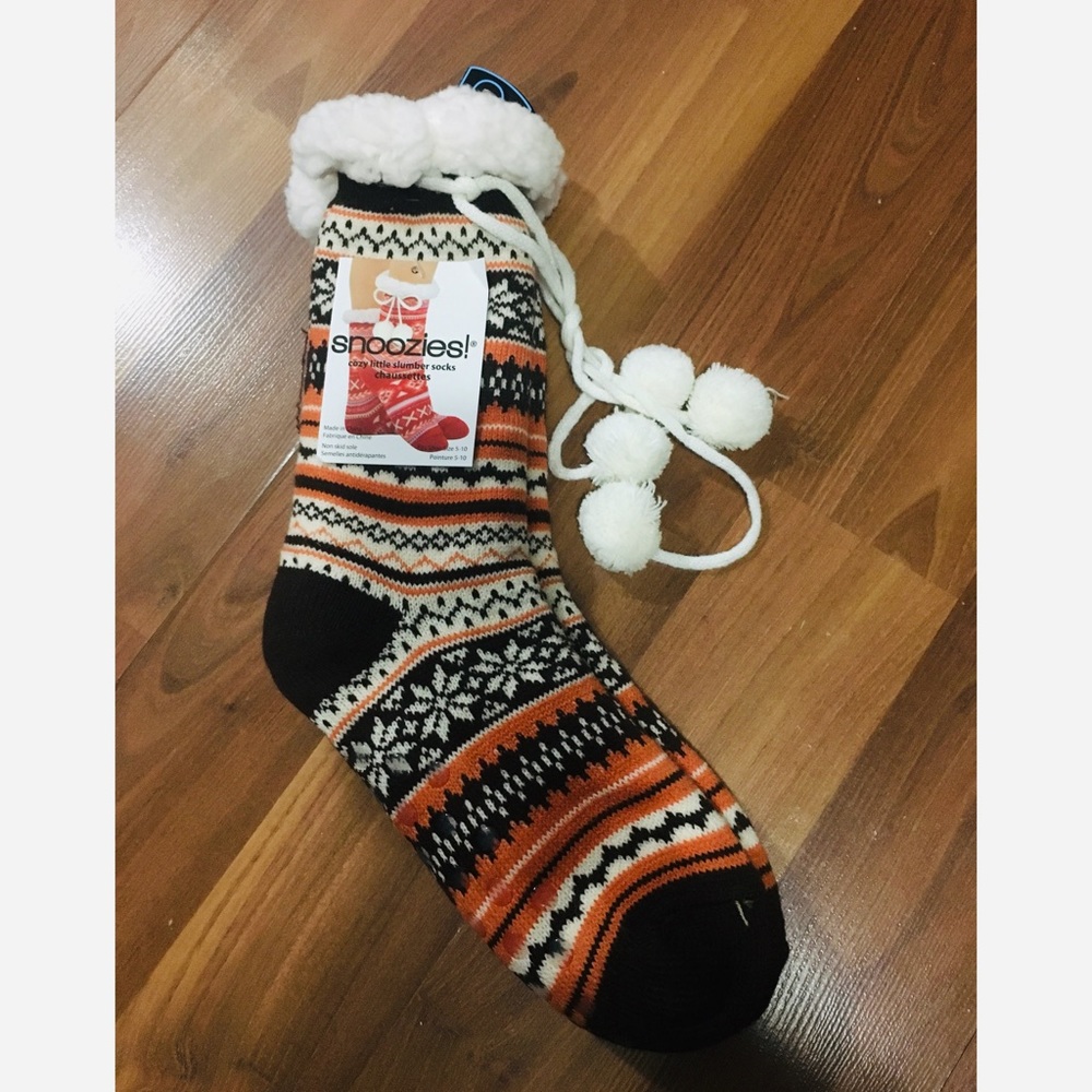 New Women’s Snoozies- size 5-10